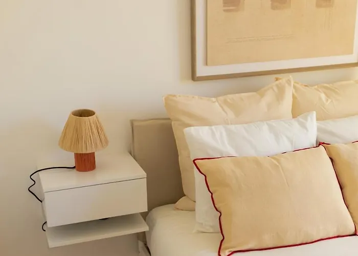 Bv 01 شقة أمادورا